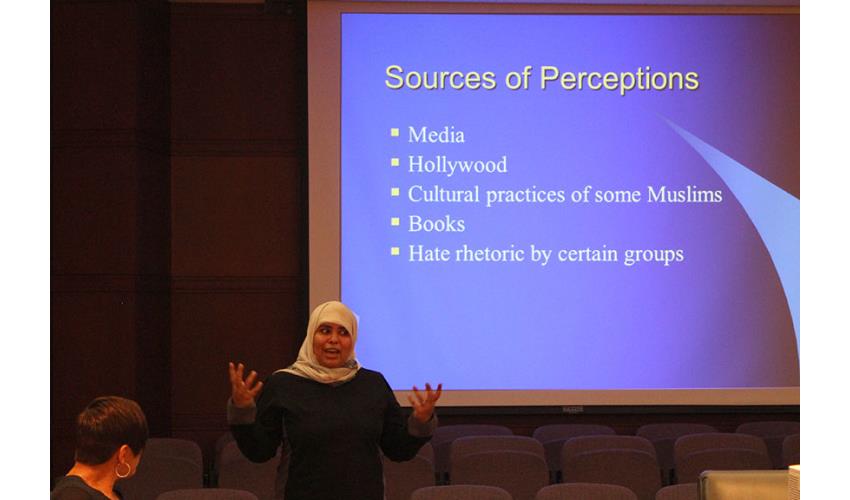 Aida Mansoor, President of the Muslim Coalition of Connecticut, during her presentation on <em>Islam and Muslims.</em>